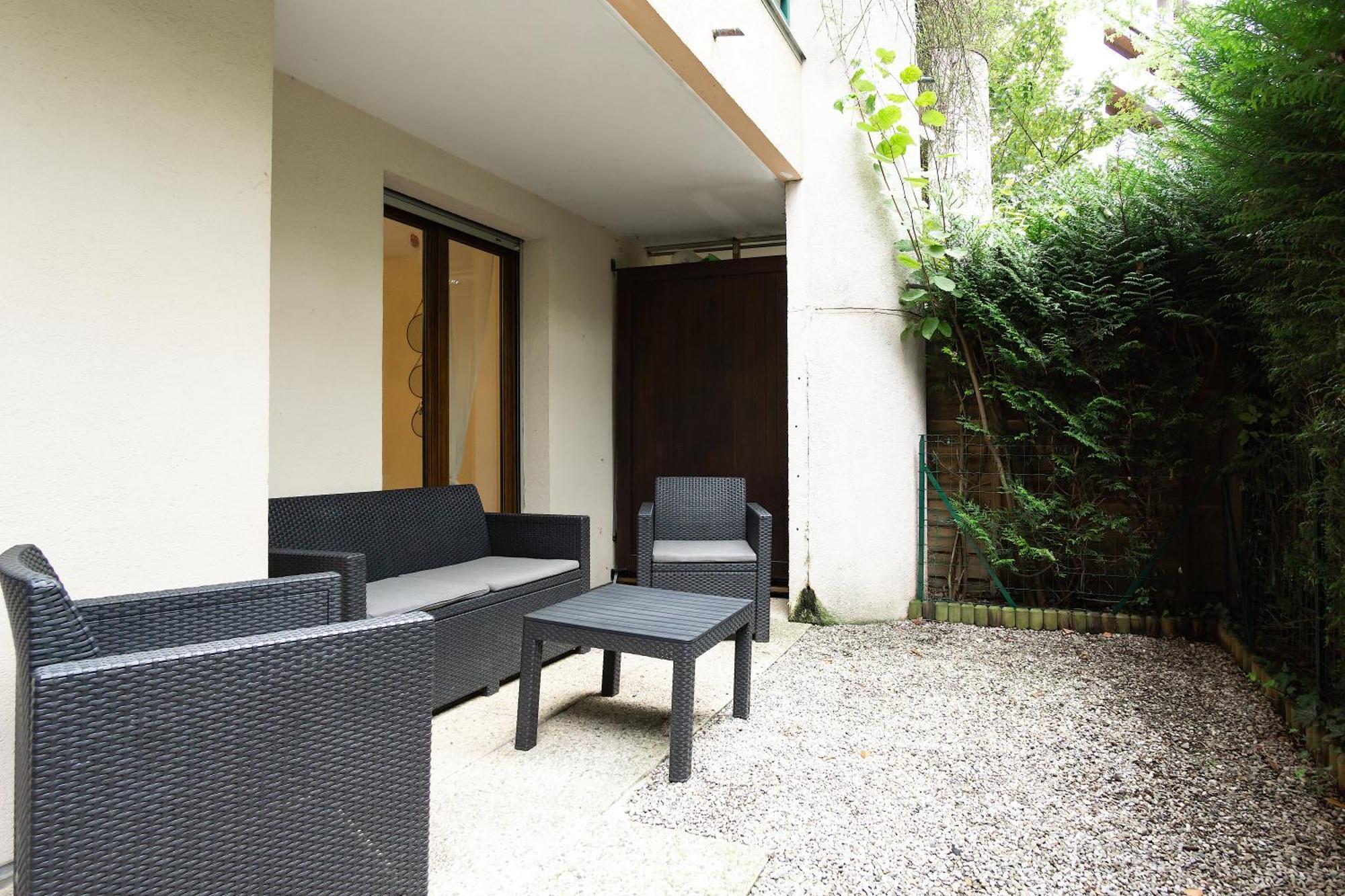 Joli Studio Avec Jardin Apartment Annecy Exterior foto